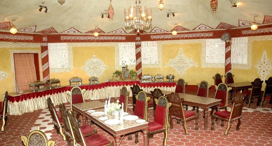 دهولا-ري-داني, Hyderabad 4